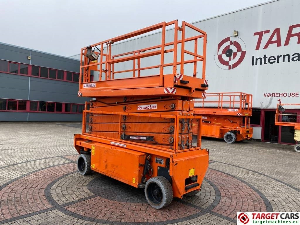 Holland Lift CombiStar N165EL12 Electric Scissor WorkLift 18.5M - Ножничный подъемник: фото 4 Holland Lift CombiStar N165EL12 Electric Scissor WorkLift 18.5M - Ножничный подъемник: фото 4