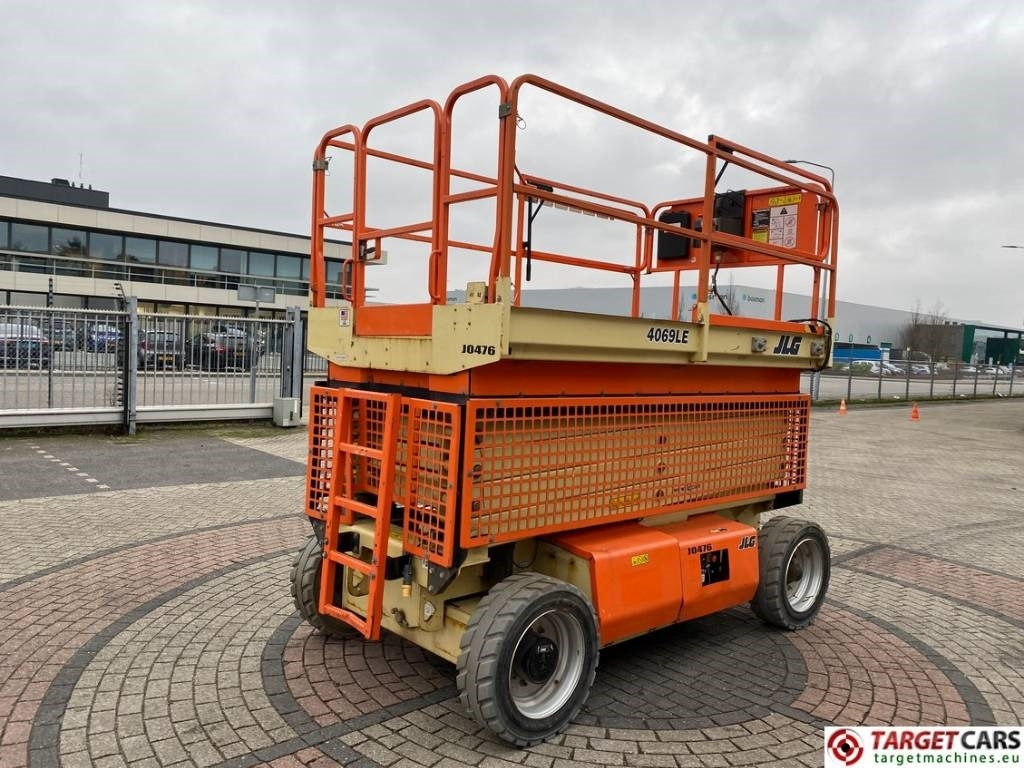JLG 4069LE Electric Scissor Work Lift 1419cm - Ножничный подъемник: фото 3 JLG 4069LE Electric Scissor Work Lift 1419cm - Ножничный подъемник: фото 3