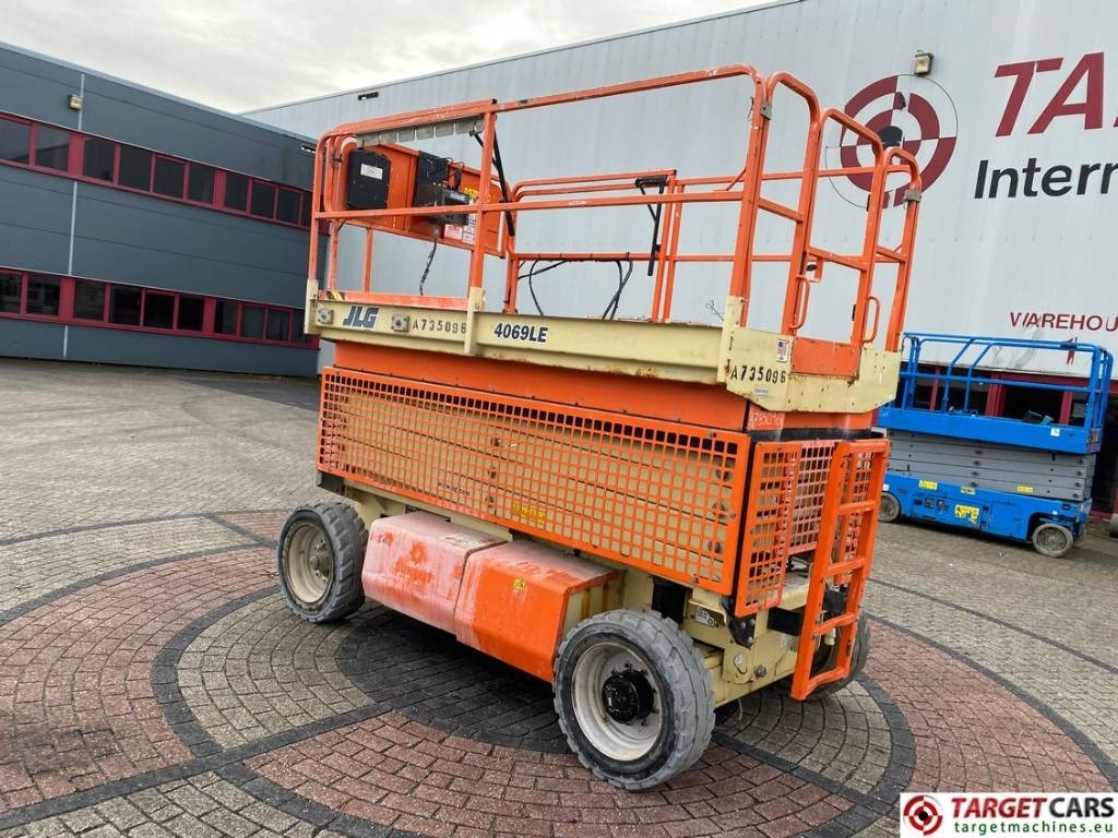 JLG 4069LE Electric Scissor Work Lift 1419cm - Ножничный подъемник: фото 4 JLG 4069LE Electric Scissor Work Lift 1419cm - Ножничный подъемник: фото 4