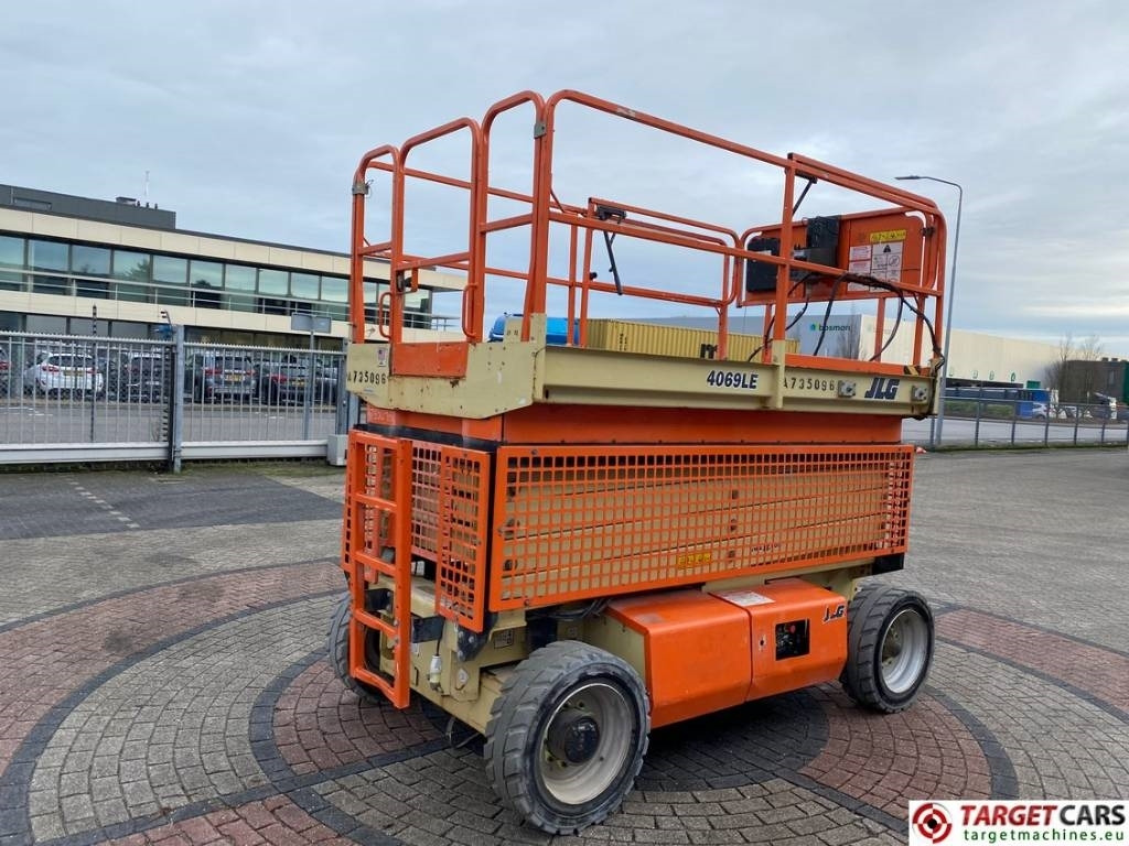 JLG 4069LE Electric Scissor Work Lift 1419cm - Ножничный подъемник: фото 3 JLG 4069LE Electric Scissor Work Lift 1419cm - Ножничный подъемник: фото 3