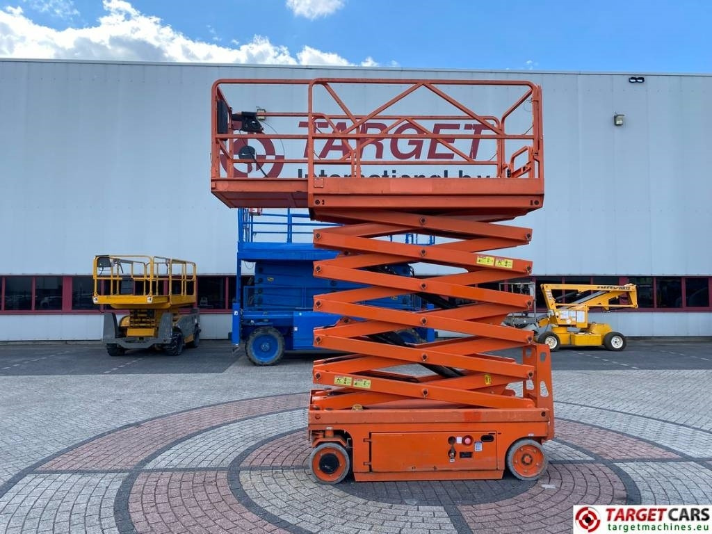 PB Lifttechnik S140-12EC Electric Scissor Work Lift 1380cm - Ножничный подъемник: фото 5 PB Lifttechnik S140-12EC Electric Scissor Work Lift 1380cm - Ножничный подъемник: фото 5