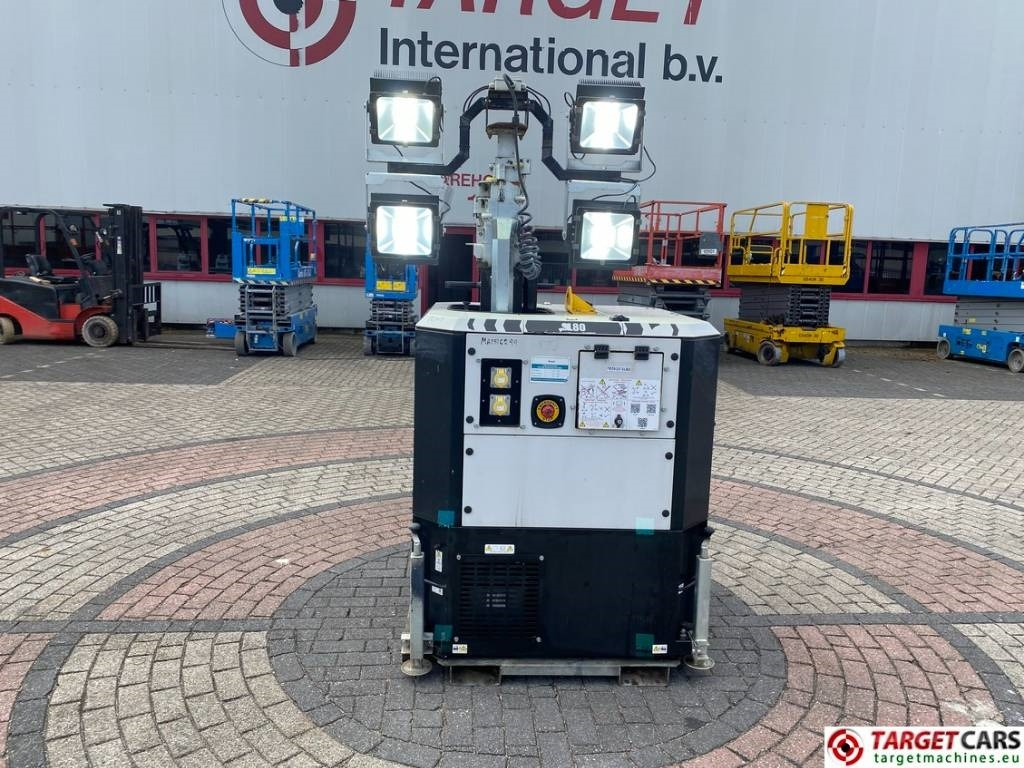 SMC SL80 Tower Light SL80K 4x300W Led - Осветительная мачта: фото 5 SMC SL80 Tower Light SL80K 4x300W Led - Осветительная мачта: фото 5