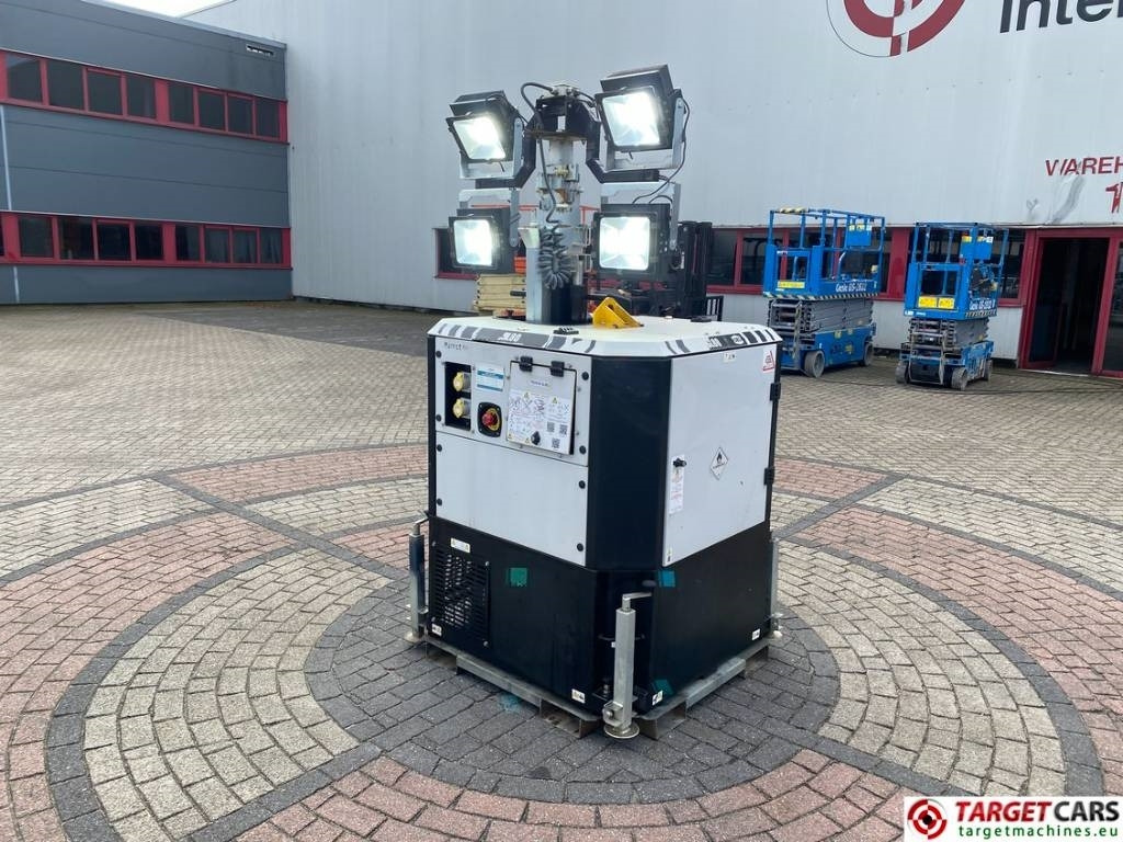 SMC SL80 Tower Light SL80K 4x300W Led - Осветительная мачта: фото 4 SMC SL80 Tower Light SL80K 4x300W Led - Осветительная мачта: фото 4