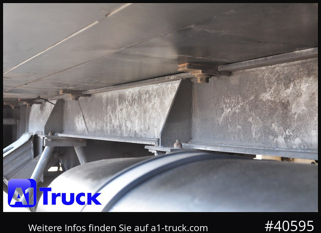 SCHMITZ Achwege & Tönjes, Rohrbahn, Fleisch, Schmitz Aufbau - Прицеп-рефрижератор: фото 2 SCHMITZ Achwege & Tönjes, Rohrbahn, Fleisch, Schmitz Aufbau - Прицеп-рефрижератор: фото 2