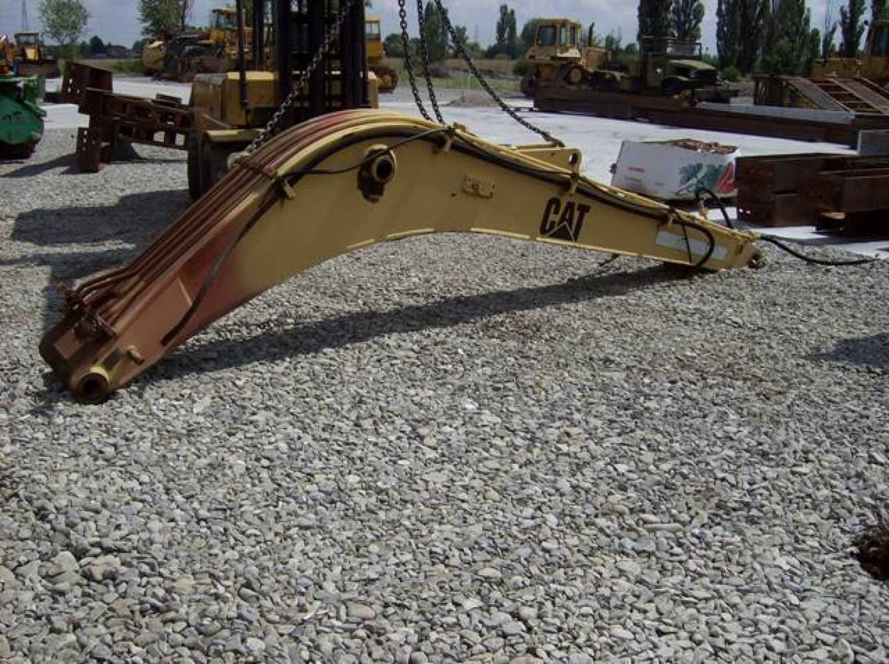 Caterpillar 212 braccio monolitico - Стрела для Строительной техники: фото 1 Caterpillar 212 braccio monolitico - Стрела для Строительной техники: фото 1