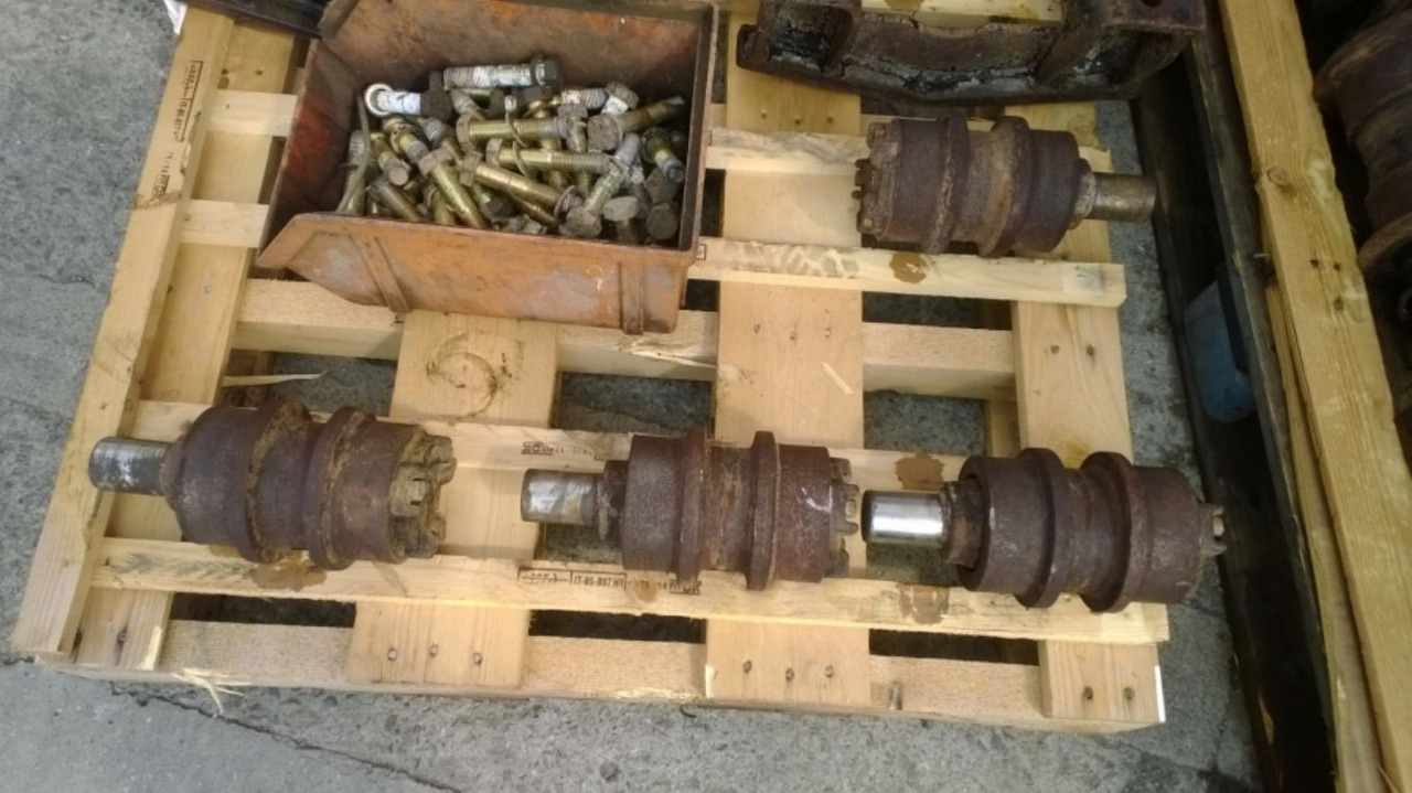 Caterpillar 317B LN RULLI SUPERIORI - Опорный каток для Строительной техники: фото 1 Caterpillar 317B LN RULLI SUPERIORI - Опорный каток для Строительной техники: фото 1