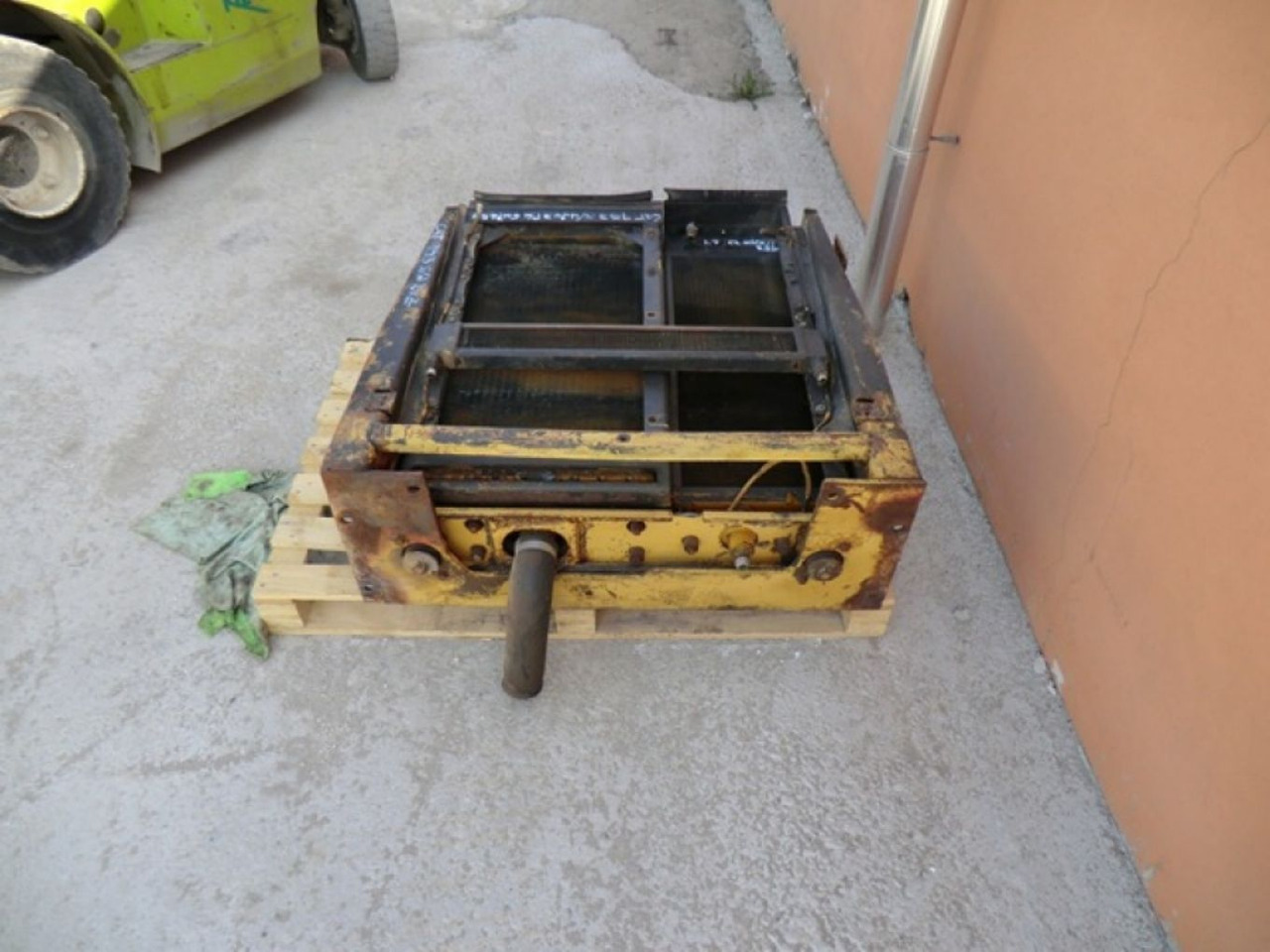 Caterpillar 953 SCAMBIATORE - Система охлаждения для Строительной техники: фото 3 Caterpillar 953 SCAMBIATORE - Система охлаждения для Строительной техники: фото 3