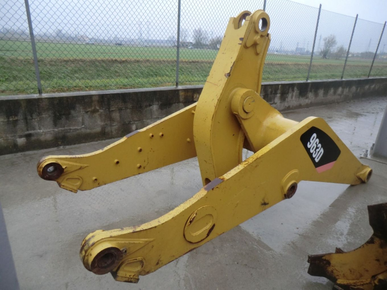 Caterpillar 963D BRACCIO CON LEVA - Стрела для Строительной техники: фото 3 Caterpillar 963D BRACCIO CON LEVA - Стрела для Строительной техники: фото 3