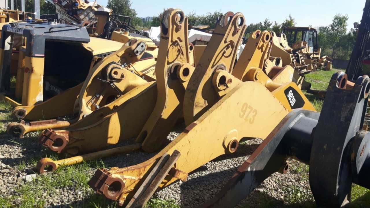 Caterpillar 973 LGP BRACCIO CON LEVE E LINK - Стрела для Строительной техники: фото 4 Caterpillar 973 LGP BRACCIO CON LEVE E LINK - Стрела для Строительной техники: фото 4