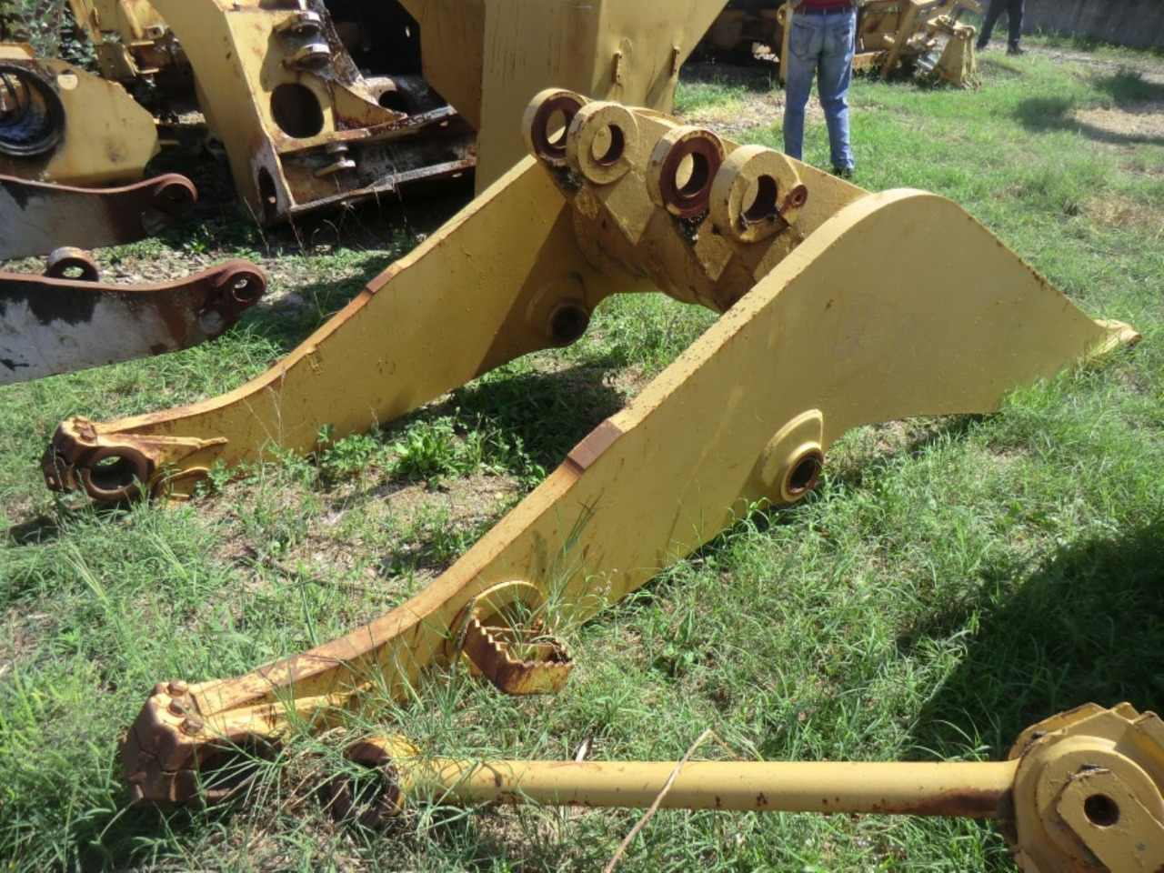 Caterpillar 973 LGP BRACCIO CON LEVE E LINK - Стрела для Строительной техники: фото 1 Caterpillar 973 LGP BRACCIO CON LEVE E LINK - Стрела для Строительной техники: фото 1