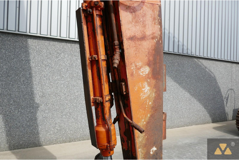 Гусеничный экскаватор Hitachi ZX280LC-3 Long reach: фото 19 Гусеничный экскаватор Hitachi ZX280LC-3 Long reach: фото 19