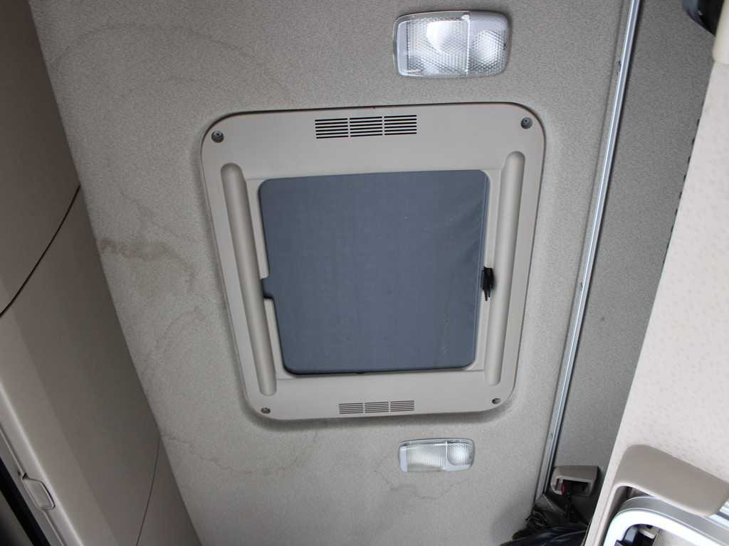 Тягач Scania R440, EURO 5, RETARDER, INDEPENDENT AIR CONDITIONING, DUAL-CIRCUIT HYDRAULICS: фото 20 Тягач Scania R440, EURO 5, RETARDER, INDEPENDENT AIR CONDITIONING, DUAL-CIRCUIT HYDRAULICS: фото 20