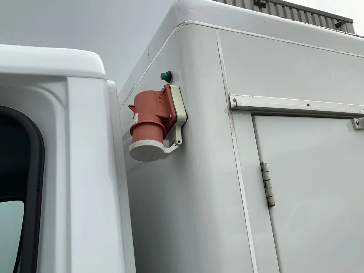 Mercedes-Benz Sprinter 311 2.2 CDI 366 40 gr _0 ijswagen 10 Deuren Euro 6 - Фургон-рефрижератор: фото 4 Mercedes-Benz Sprinter 311 2.2 CDI 366 40 gr _0 ijswagen 10 Deuren Euro 6 - Фургон-рефрижератор: фото 4