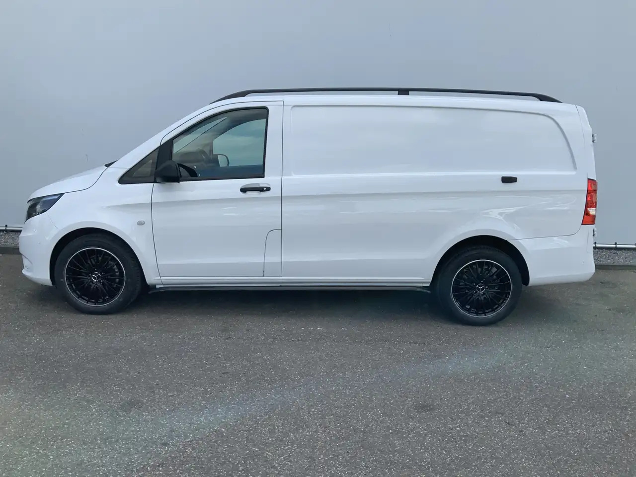 Mercedes-Benz Vito Automaat 116 CDI Lang 2 Airco Cruise 3 Zits Alu Ve - Цельнометаллический фургон: фото 3 Mercedes-Benz Vito Automaat 116 CDI Lang 2 Airco Cruise 3 Zits Alu Ve - Цельнометаллический фургон: фото 3