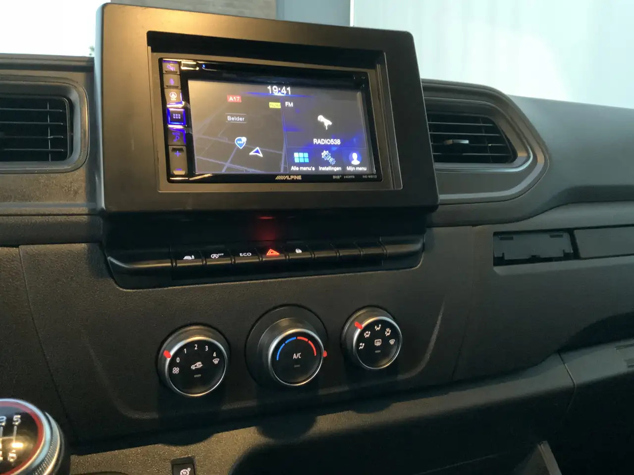 Фургон с закрытым кузовом Renault Master T35 2.3 dCi 145 L3 Meubelbak&Klep Zijdeur Airco Cr: фото 7 Фургон с закрытым кузовом Renault Master T35 2.3 dCi 145 L3 Meubelbak&Klep Zijdeur Airco Cr: фото 7