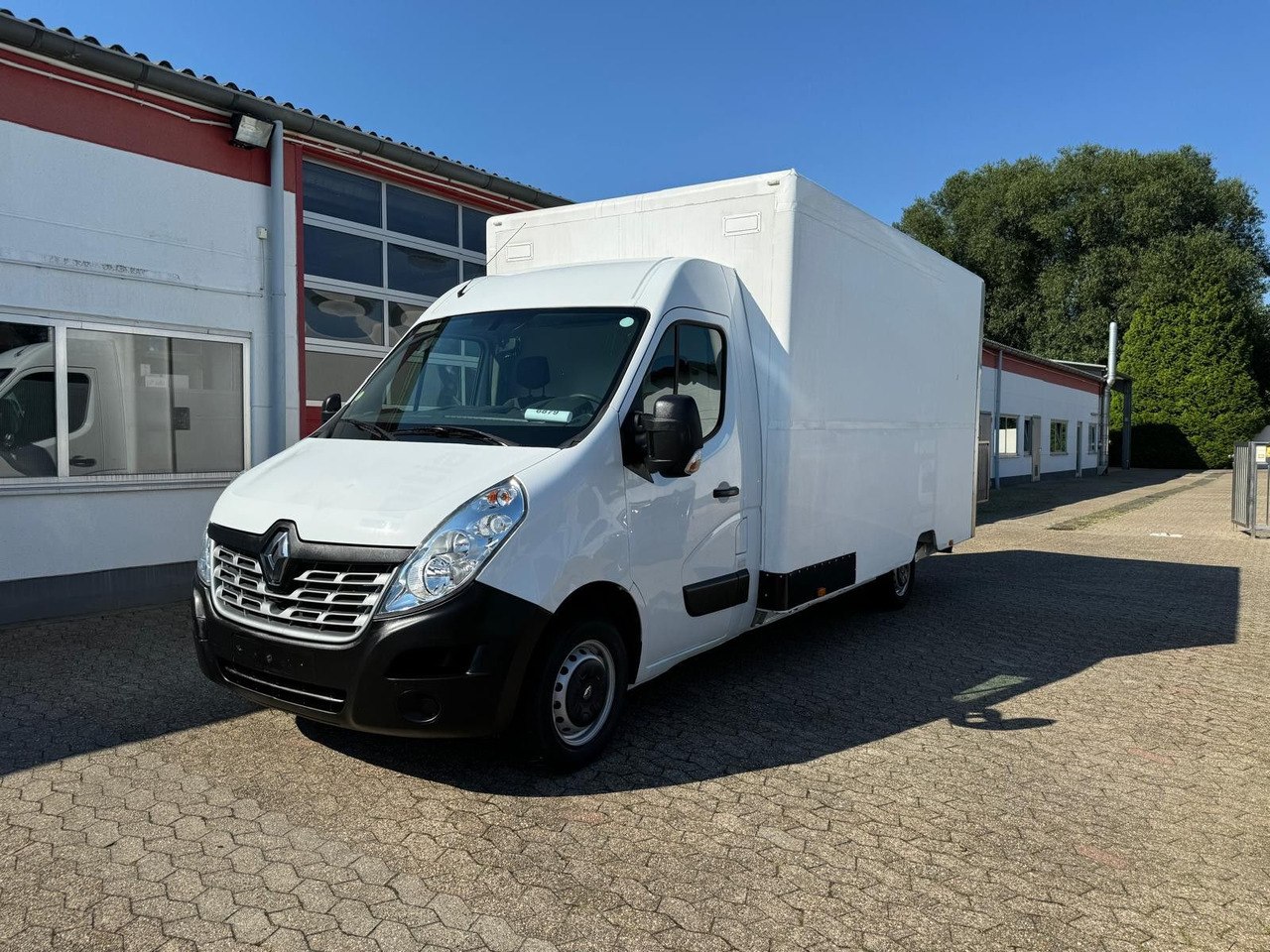 Renault Master Koffer mit Auffahrrampe 1200kg Nutzlast - Фургон с закрытым кузовом: фото 1 Renault Master Koffer mit Auffahrrampe 1200kg Nutzlast - Фургон с закрытым кузовом: фото 1