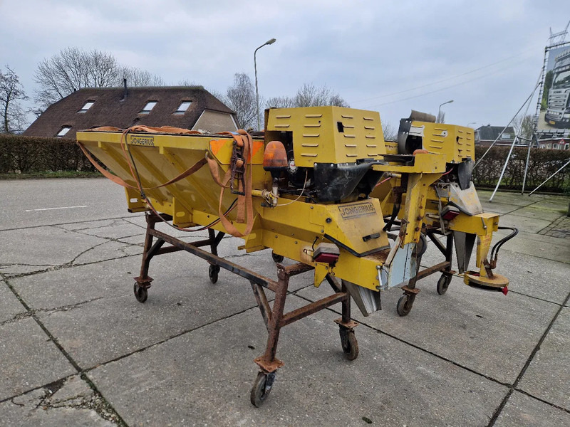 Jongerius 1000 droog zout strooier zo uit het werk! - Разбрасыватель песка/ Соли: фото 3 Jongerius 1000 droog zout strooier zo uit het werk! - Разбрасыватель песка/ Соли: фото 3