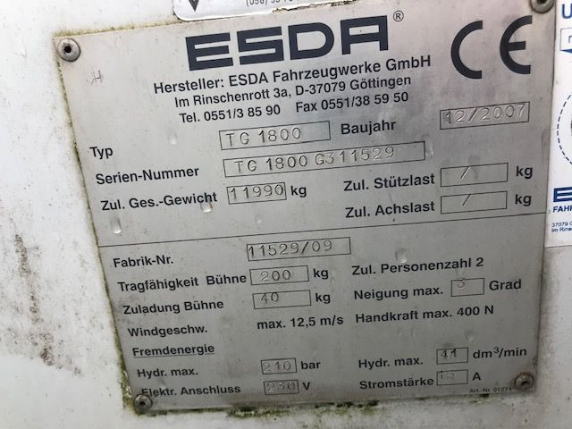 Iveco Eurocargo 120E18 - Грузовик с подъемником: фото 4 Iveco Eurocargo 120E18 - Грузовик с подъемником: фото 4