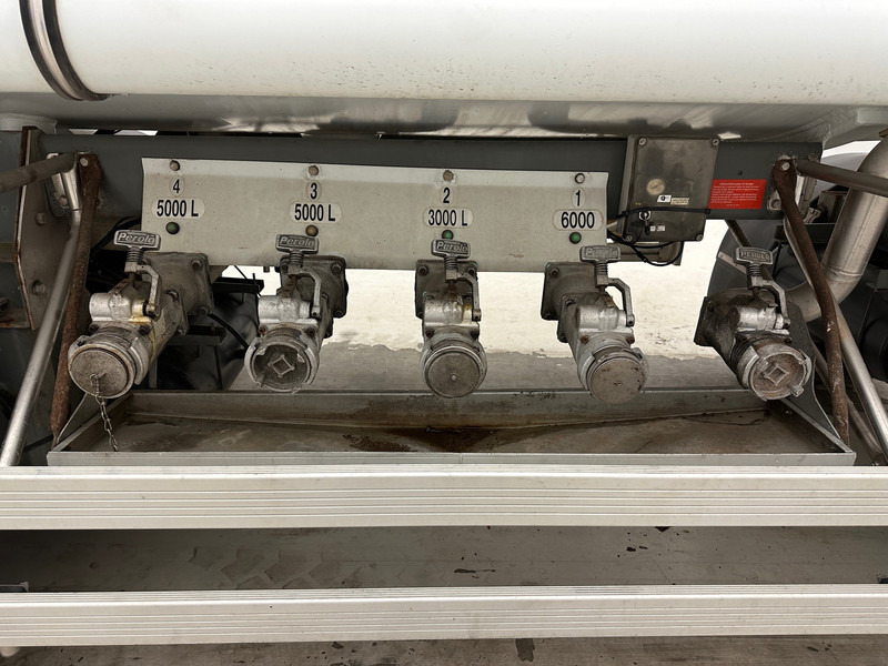 Magyar Aluminium tank 19570 L - Прицеп-цистерна: фото 4 Magyar Aluminium tank 19570 L - Прицеп-цистерна: фото 4