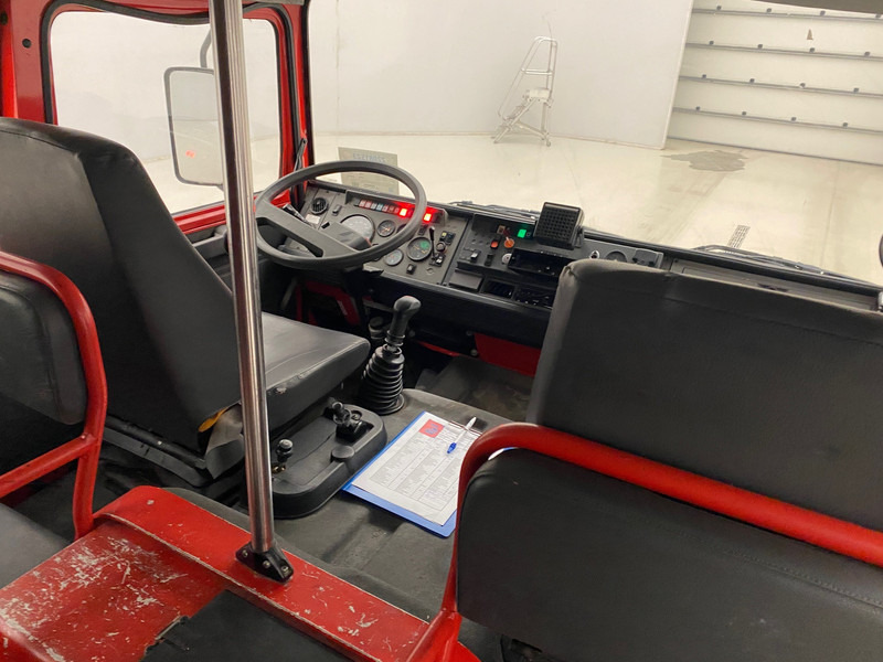 Renault M 210 - Пожарная машина: фото 5 Renault M 210 - Пожарная машина: фото 5