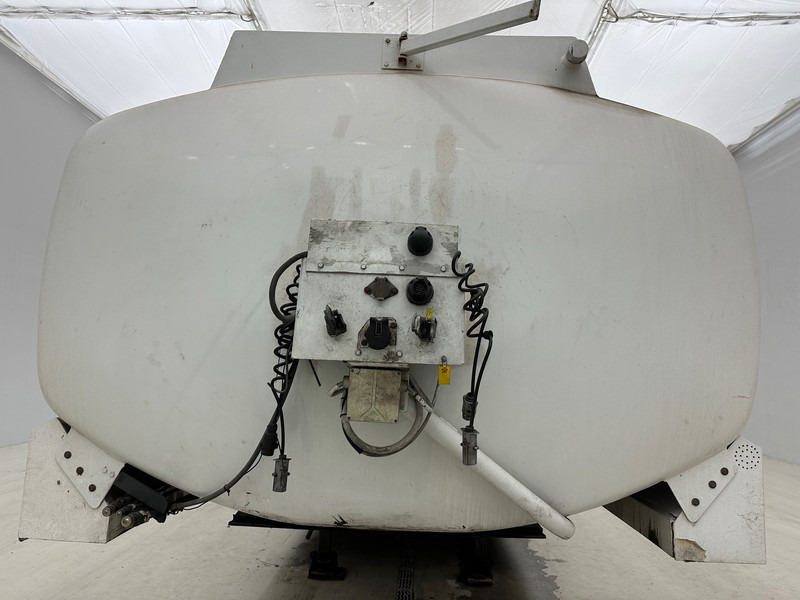 Полуприцеп-цистерна Stokota Tank 23000 L: фото 12