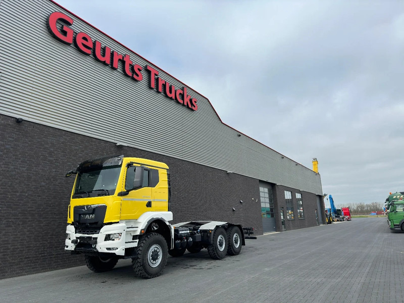 MAN TGS 33.540 6X6 BB CH HEAVY DUTY CHASSIS CABINE/NIEUW/NEUE/NEW - Грузовик-шасси: фото 2 MAN TGS 33.540 6X6 BB CH HEAVY DUTY CHASSIS CABINE/NIEUW/NEUE/NEW - Грузовик-шасси: фото 2