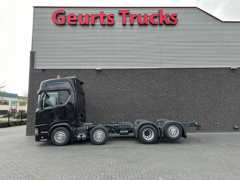 Scania R540 NGS 8X2 CHASSIS NIEUW/NEUE/NEW FULL OPTIONS 4X IN STOCK !!! - Грузовик-шасси: фото 1 Scania R540 NGS 8X2 CHASSIS NIEUW/NEUE/NEW FULL OPTIONS 4X IN STOCK !!! - Грузовик-шасси: фото 1