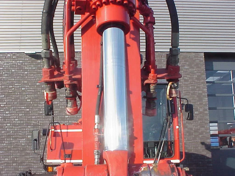 Terex TW 160 SR RAILWAY EXAVATOR - Колёсный экскаватор: фото 4 Terex TW 160 SR RAILWAY EXAVATOR - Колёсный экскаватор: фото 4