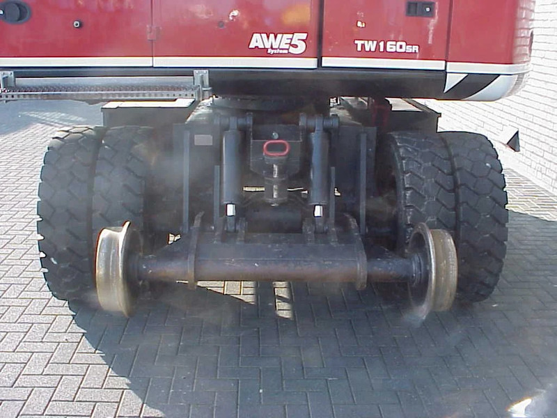Terex TW 160 SR RAILWAY EXAVATOR - Колёсный экскаватор: фото 3 Terex TW 160 SR RAILWAY EXAVATOR - Колёсный экскаватор: фото 3