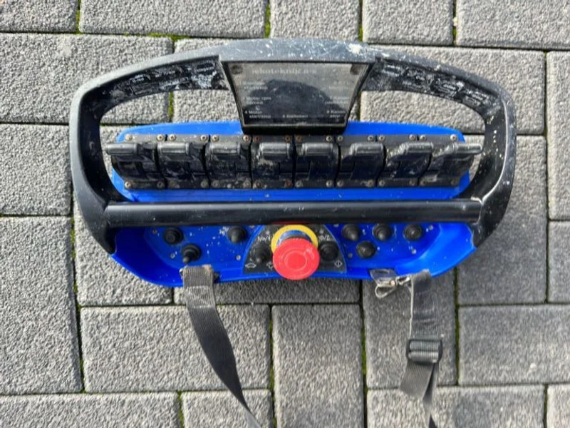 Автобетоносмеситель Volvo FM 410 8X4 + STETTER 9 M3 MIXER/MISCHER + THEAM 15 M TRANSPORTBAND/BELT: фото 18 Автобетоносмеситель Volvo FM 410 8X4 + STETTER 9 M3 MIXER/MISCHER + THEAM 15 M TRANSPORTBAND/BELT: фото 18