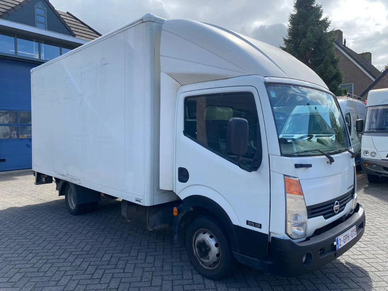 Nissan Cabstar .laadklep TL3513. - Фургон с закрытым кузовом: фото 1 Nissan Cabstar .laadklep TL3513. - Фургон с закрытым кузовом: фото 1
