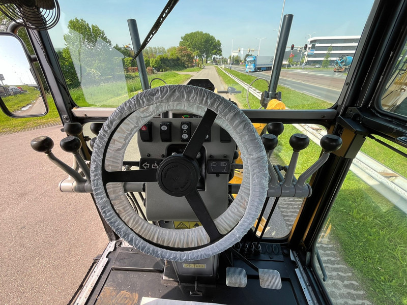 Грейдер Caterpillar 140GC - Push block / Ripper / New Tires: фото 18