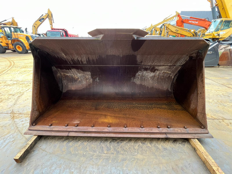 Doosan Bucket DL450 4600 l - Ковш: фото 2 Doosan Bucket DL450 4600 l - Ковш: фото 2