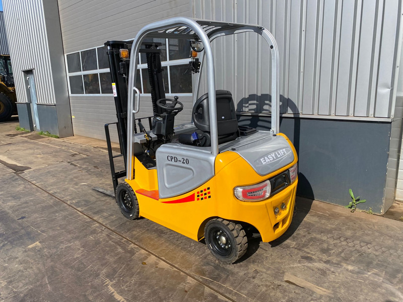 EASY LIFT CPD 20 Forklift - 2.000 kg loading cap. - Вилочный погрузчик: фото 3 EASY LIFT CPD 20 Forklift - 2.000 kg loading cap. - Вилочный погрузчик: фото 3