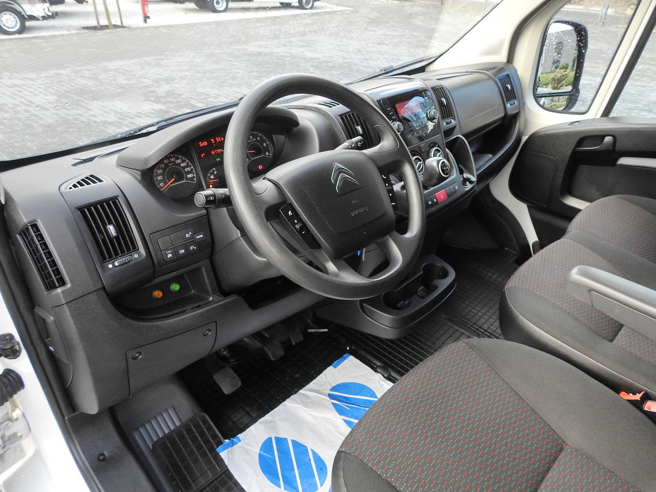 CITROEN JUMPER BOX DELIVERY VAN 6 SEATS AIR CONDITIONING 140HP - Цельнометаллический фургон: фото 2 CITROEN JUMPER BOX DELIVERY VAN 6 SEATS AIR CONDITIONING 140HP - Цельнометаллический фургон: фото 2