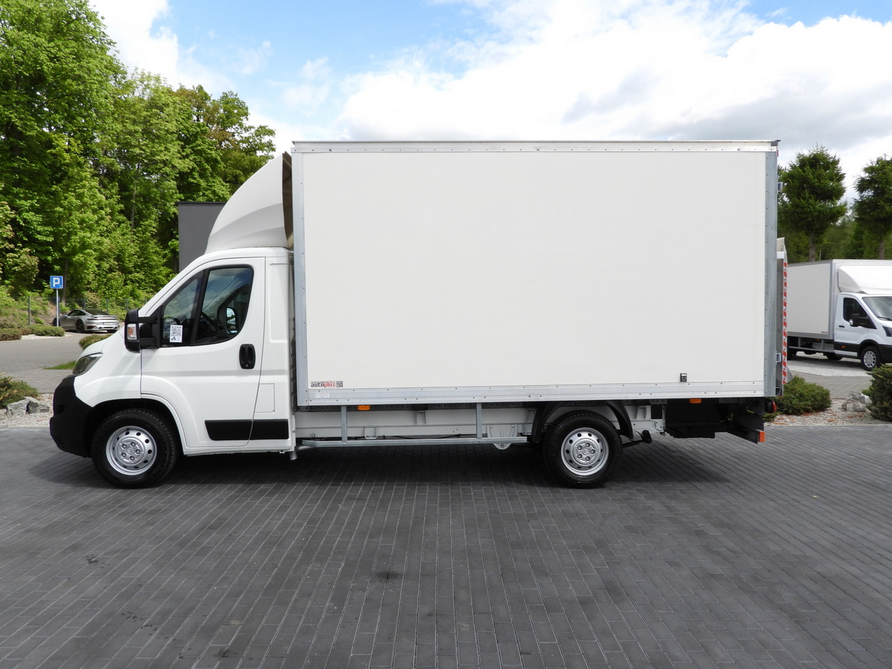 Фургон с закрытым кузовом CITROEN JUMPER BOX LIFT 8 PALLETS CRUISE CONTROL NAVIGATION AIR CONDITIONING 165HP: фото 8 Фургон с закрытым кузовом CITROEN JUMPER BOX LIFT 8 PALLETS CRUISE CONTROL NAVIGATION AIR CONDITIONING 165HP: фото 8