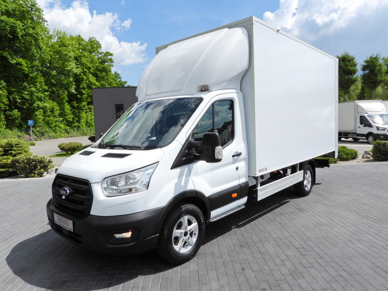 Фургон с закрытым кузовом FORD TRANSIT BOX LIFT 8 PALLETS CRUISE CONTROL LED LIGHTS AIR CONDITIONING 130HP: фото 18 Фургон с закрытым кузовом FORD TRANSIT BOX LIFT 8 PALLETS CRUISE CONTROL LED LIGHTS AIR CONDITIONING 130HP: фото 18