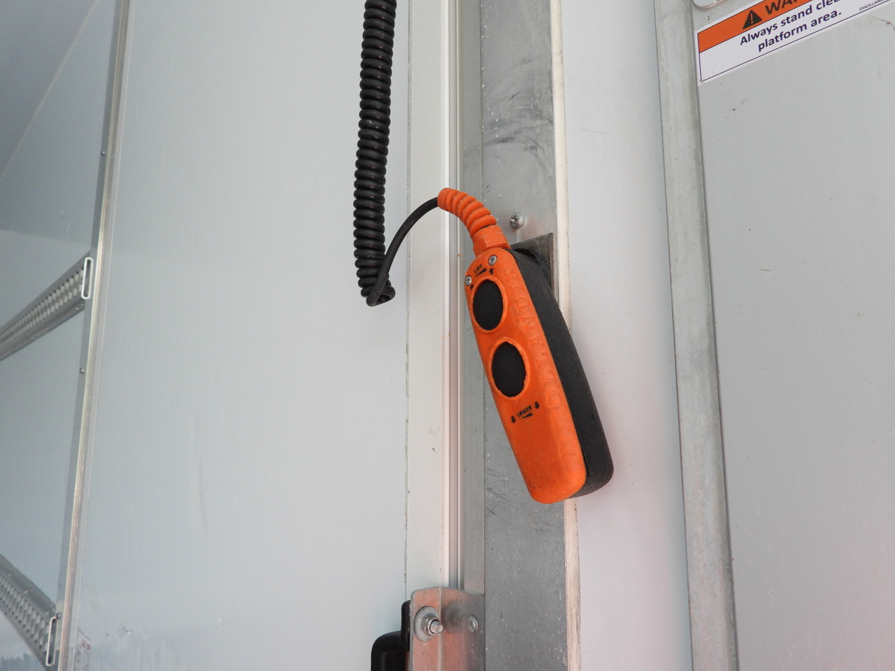 Фургон с закрытым кузовом FORD TRANSIT BOX LIFT 8 PALLETS CRUISE CONTROL LED LIGHTS AIR CONDITIONING 130HP: фото 25 Фургон с закрытым кузовом FORD TRANSIT BOX LIFT 8 PALLETS CRUISE CONTROL LED LIGHTS AIR CONDITIONING 130HP: фото 25