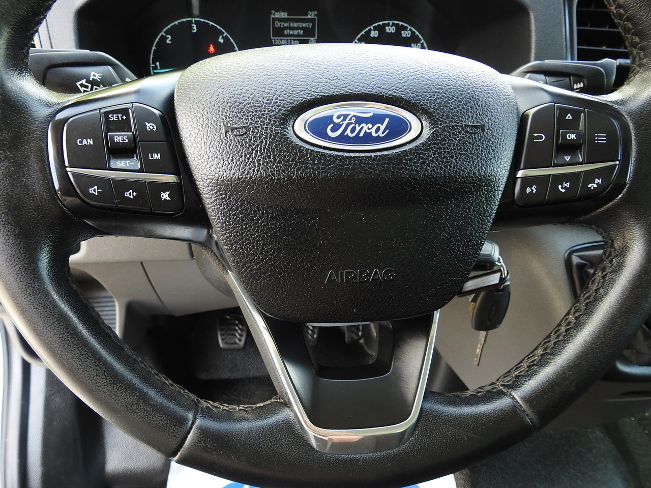 Фургон-рефрижератор FORD TRANSIT REGRIGERATOR BOX 0*C POWER SUPPLY 230V CRUISE CONTROL AIR CONDITIONING TWIN WHEELS 170HP: фото 34 Фургон-рефрижератор FORD TRANSIT REGRIGERATOR BOX 0*C POWER SUPPLY 230V CRUISE CONTROL AIR CONDITIONING TWIN WHEELS 170HP: фото 34