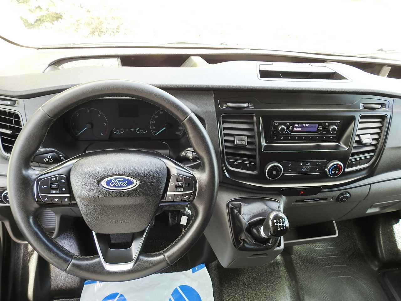 Фургон-рефрижератор FORD TRANSIT REGRIGERATOR BOX 0*C POWER SUPPLY 230V CRUISE CONTROL AIR CONDITIONING TWIN WHEELS 170HP: фото 30 Фургон-рефрижератор FORD TRANSIT REGRIGERATOR BOX 0*C POWER SUPPLY 230V CRUISE CONTROL AIR CONDITIONING TWIN WHEELS 170HP: фото 30