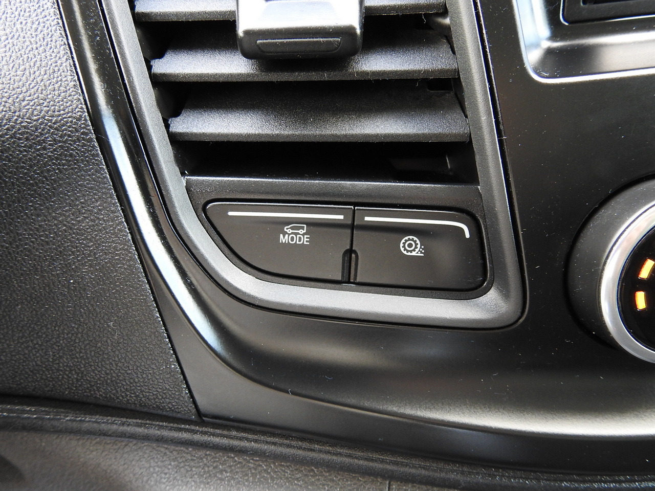 Фургон-рефрижератор FORD TRANSIT REGRIGERATOR BOX 0*C POWER SUPPLY 230V CRUISE CONTROL AIR CONDITIONING TWIN WHEELS 170HP: фото 41 Фургон-рефрижератор FORD TRANSIT REGRIGERATOR BOX 0*C POWER SUPPLY 230V CRUISE CONTROL AIR CONDITIONING TWIN WHEELS 170HP: фото 41