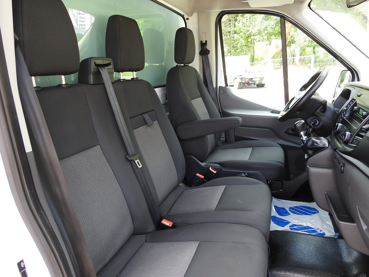 Фургон-рефрижератор FORD TRANSIT REGRIGERATOR BOX 0*C POWER SUPPLY 230V CRUISE CONTROL AIR CONDITIONING TWIN WHEELS 170HP: фото 45 Фургон-рефрижератор FORD TRANSIT REGRIGERATOR BOX 0*C POWER SUPPLY 230V CRUISE CONTROL AIR CONDITIONING TWIN WHEELS 170HP: фото 45