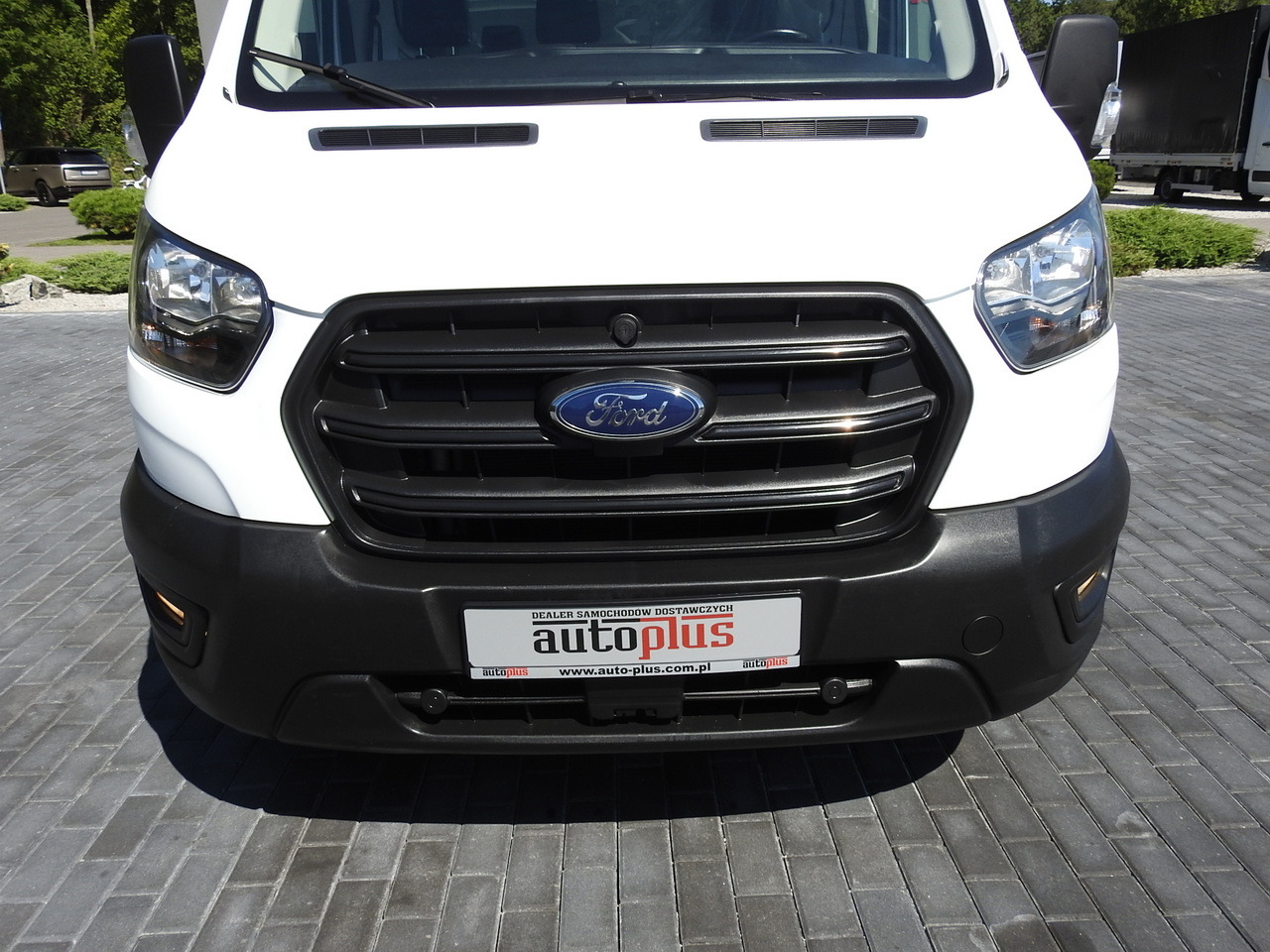 Фургон-рефрижератор FORD TRANSIT REGRIGERATOR BOX 0*C POWER SUPPLY 230V CRUISE CONTROL AIR CONDITIONING TWIN WHEELS 170HP: фото 14 Фургон-рефрижератор FORD TRANSIT REGRIGERATOR BOX 0*C POWER SUPPLY 230V CRUISE CONTROL AIR CONDITIONING TWIN WHEELS 170HP: фото 14