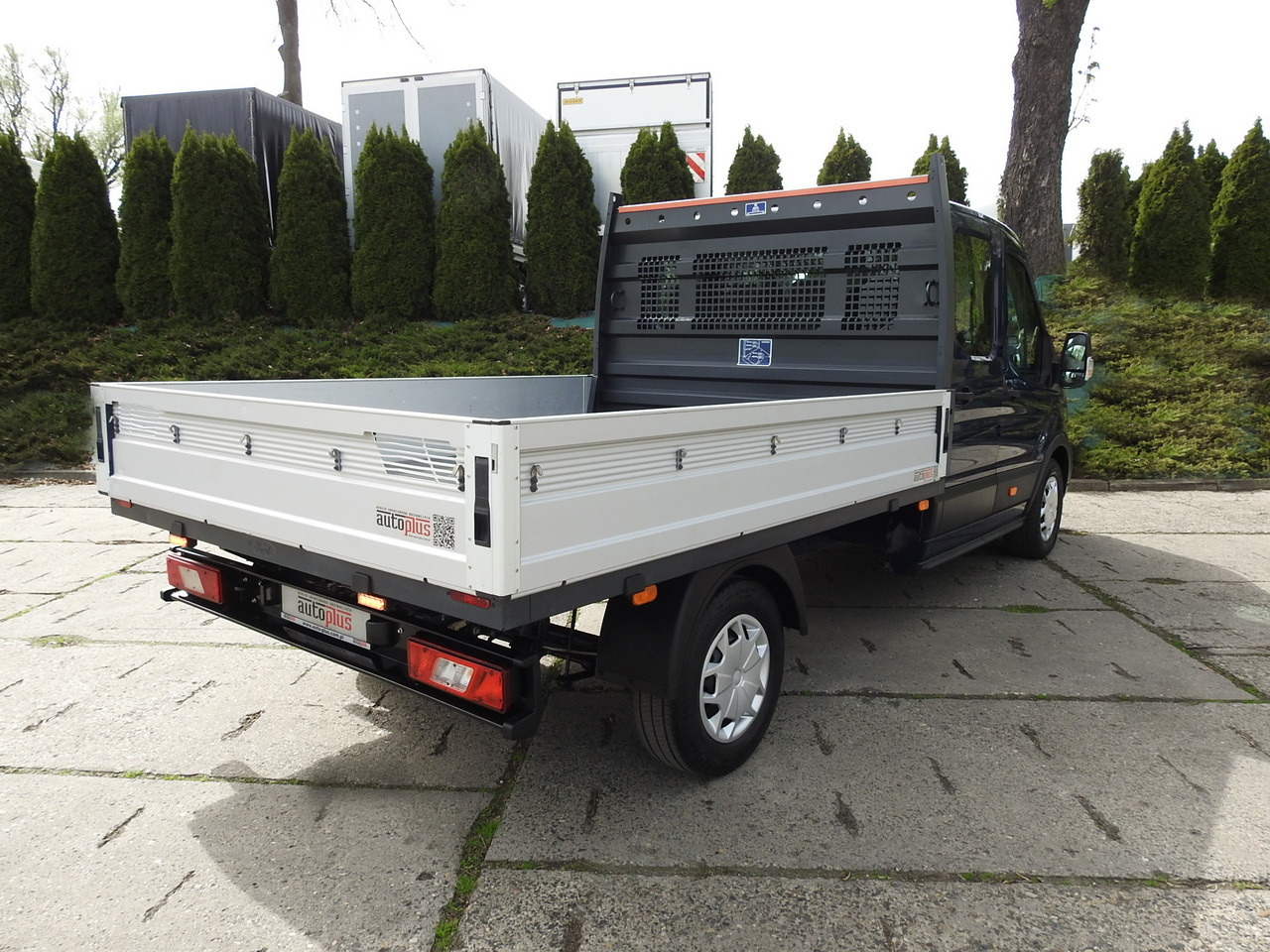 FORD TRANSIT STAKE BODY DOUBLE CABIN DOKA 7 SEATS CRUISE CONTROL AIR CONDITIONING LED LIGHTS 130HP - Грузопассажирский фургон: фото 3 FORD TRANSIT STAKE BODY DOUBLE CABIN DOKA 7 SEATS CRUISE CONTROL AIR CONDITIONING LED LIGHTS 130HP - Грузопассажирский фургон: фото 3