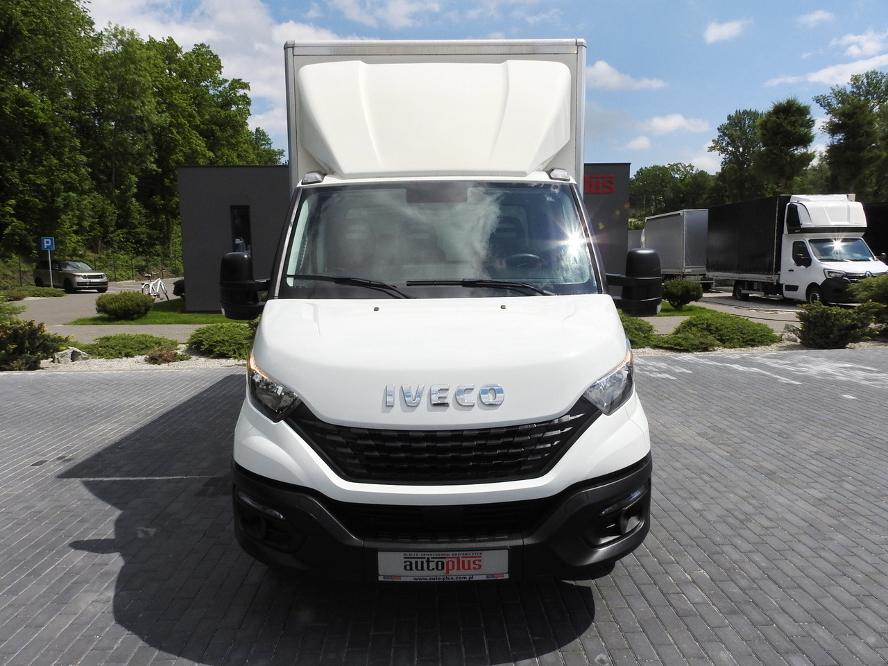 Фургон с закрытым кузовом IVECO DAILY 35S14 8 PALLETS CRUISE CONTROL TWIN WHEELS AIR CONDITIONING 140HP: фото 5 Фургон с закрытым кузовом IVECO DAILY 35S14 8 PALLETS CRUISE CONTROL TWIN WHEELS AIR CONDITIONING 140HP: фото 5