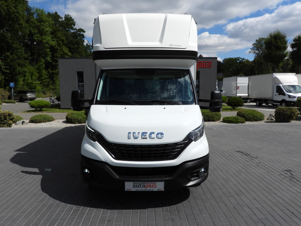 IVECO DAILY 35S18 TARPAULIN 10 PALLETS WEBASTO CRUISE CONTROL NAVIGATION LED LIGHTS AIR CONDITIONING 180HP - Тентованный фургон: фото 5 IVECO DAILY 35S18 TARPAULIN 10 PALLETS WEBASTO CRUISE CONTROL NAVIGATION LED LIGHTS AIR CONDITIONING 180HP - Тентованный фургон: фото 5