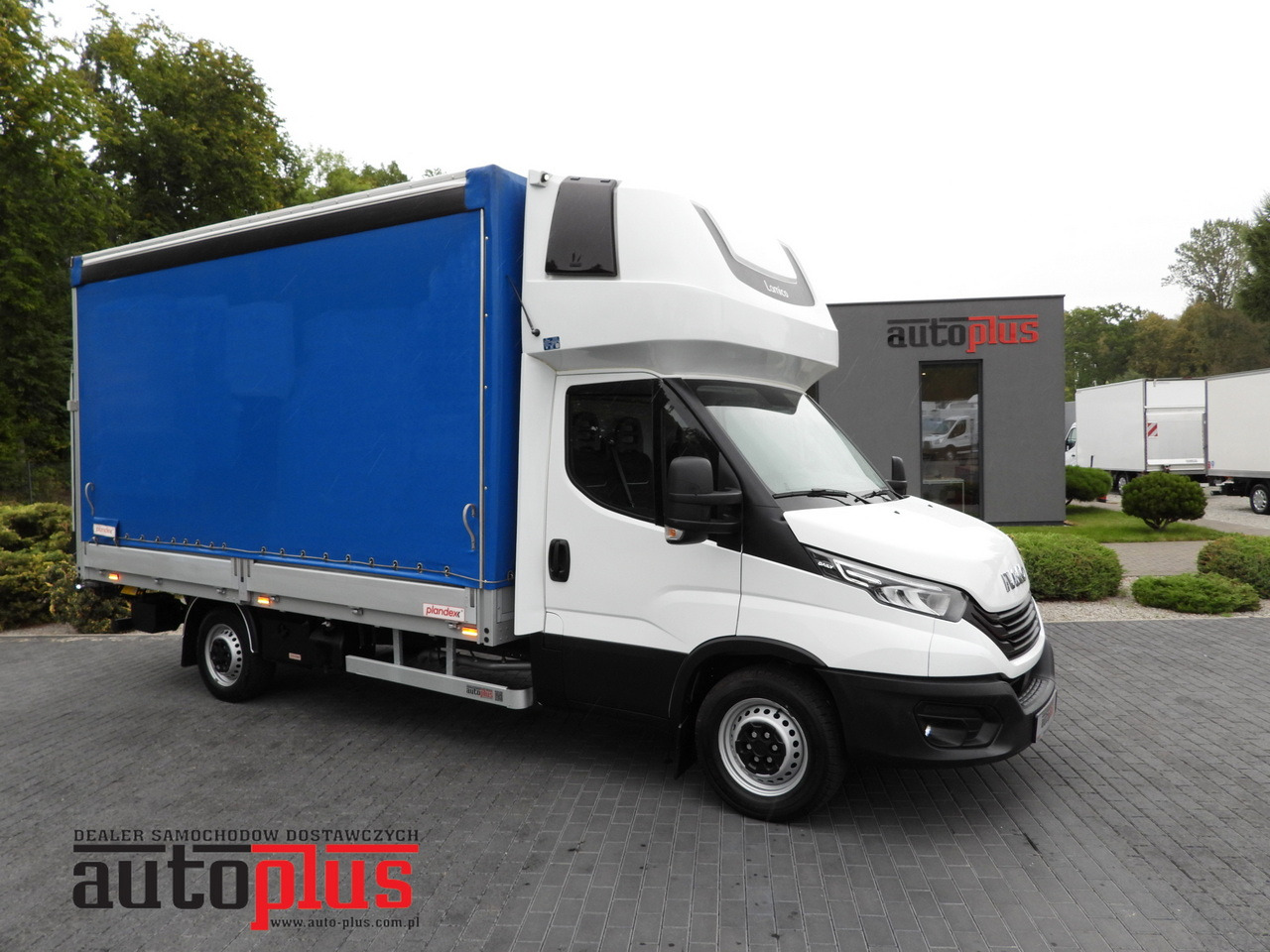 IVECO DAILY 35S18 TARPAULIN LIFT 8 PALLETS WEBASTO CRUISE CONTROL LED LIGHTS AIR CONDITIONING 180HP - Тентованный фургон: фото 1 IVECO DAILY 35S18 TARPAULIN LIFT 8 PALLETS WEBASTO CRUISE CONTROL LED LIGHTS AIR CONDITIONING 180HP - Тентованный фургон: фото 1