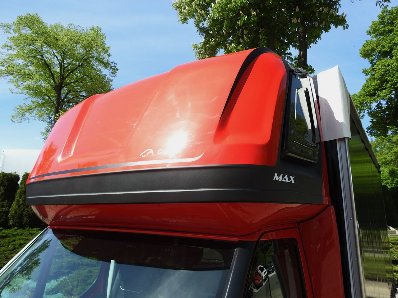 Новый Тентованный фургон IVECO DAILY NEW TARPAULIN 10 PALLETS WEBASTO CRUISE CONTROL NAVIGATION AIR CONDITIONING LED LIGHTS  180HP: фото 22