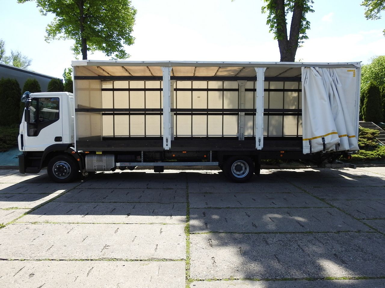 Тентованный грузовик IVECO EUROCARGO 120 - 220 TARPAULIN LIFT 20 PALLETS LED LIGHTS AUTOMATIC TRANSMISSION HI-MATIC TWIN WHEELS AIR CONDITIONING  220HP: фото 8