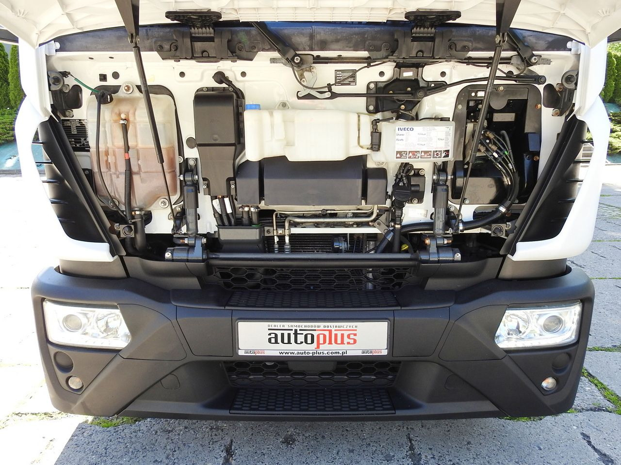 Тентованный грузовик IVECO EUROCARGO 120 - 220 TARPAULIN LIFT 20 PALLETS LED LIGHTS AUTOMATIC TRANSMISSION HI-MATIC TWIN WHEELS AIR CONDITIONING  220HP: фото 20